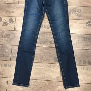 FRAME Le Skinny de Jeanne blue jeans